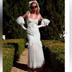 $898 For Love And Lemons White Wedding Dress